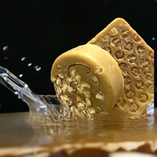Load image into Gallery viewer, Oatmeal & Honey Bar Soap
