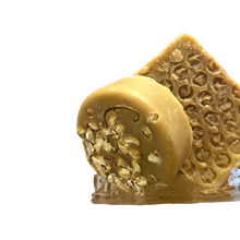 Load image into Gallery viewer, Vanilla &amp; Clove Oatmeal Honey Bar Soap
